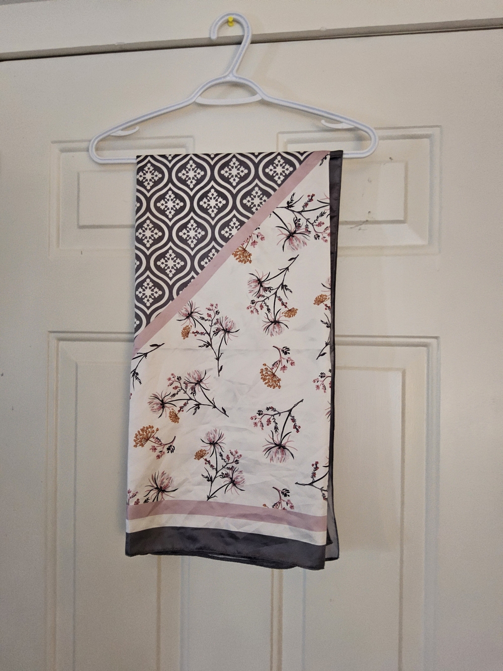 Floral & Geometric Print Satin Scarf in White, Pink & Gray Square